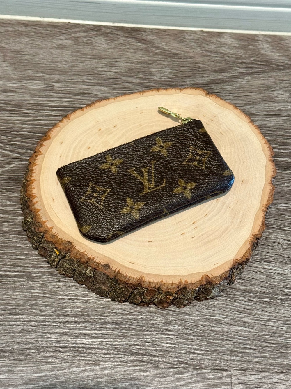Authentic Louis Vuitton Key Pouch in Monogram canvas. Vintage LV - Picture 6 of 11